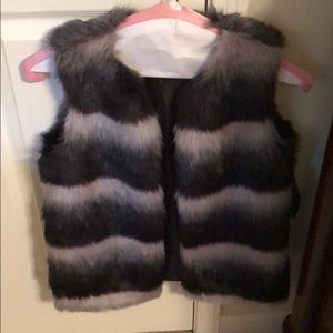 Faux fur stripe vest
